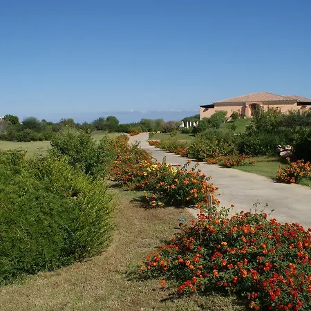 I Corbezzoli Отель