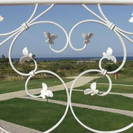 Отель I Corbezzoli 4*